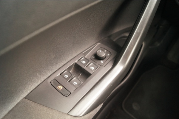 Volkswagen Taigo 1.0 TSI 115pk DSG Life Business -NAVI-ECC-DAB-PDC-CAM-