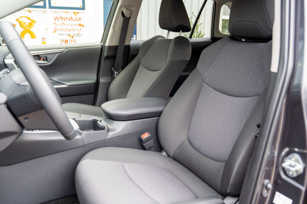 Toyota RAV4 2.5 Hybrid Business| Prijs rijklaar incl. 12 mnd garantie | Camera Elek klep Carplay Stuur-stoelverw.