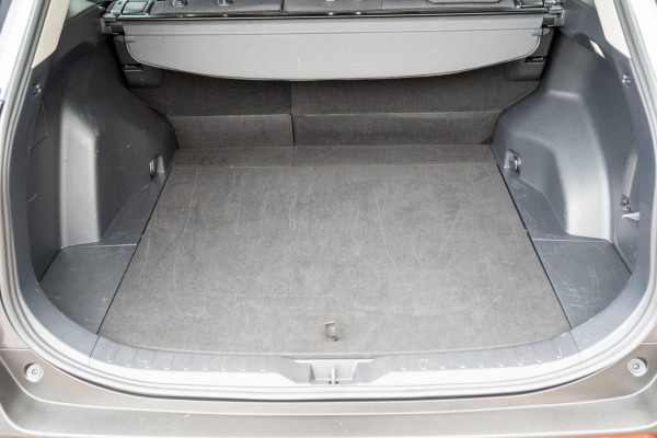Toyota RAV4 2.5 Hybrid Business| Prijs rijklaar incl. 12 mnd garantie | Camera Elek klep Carplay Stuur-stoelverw.
