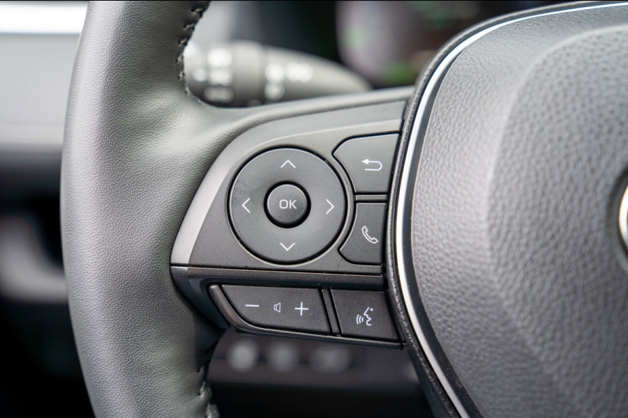 Toyota RAV4 2.5 Hybrid Business| Prijs rijklaar incl. 12 mnd garantie | Camera Elek klep Carplay Stuur-stoelverw.