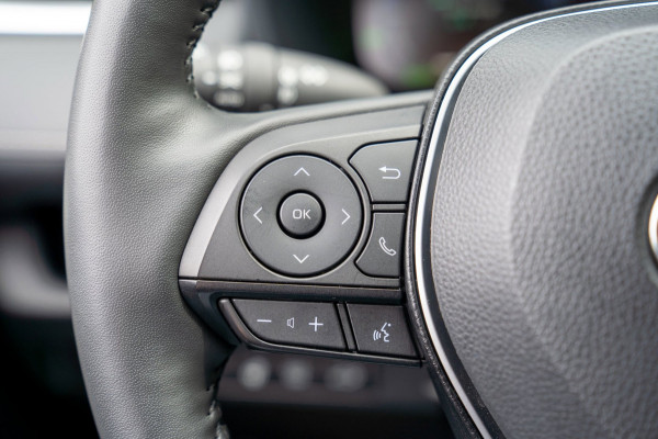 Toyota RAV4 2.5 Hybrid Business| Prijs rijklaar incl. 12 mnd garantie | Camera Elek klep Carplay Stuur-stoelverw.