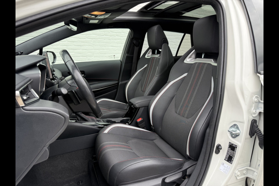 Toyota Corolla Touring Sports 2.0 Hybrid GR-Sport Plus | Trekhaak | Pano | ACC | JBL | HUD | 18 inch