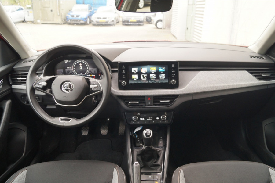 Škoda Kamiq 1.0 TSI 115pk Limited Plus Edition -LED-TREKHAAK-ECC-