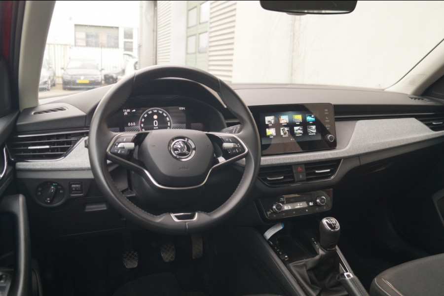 Škoda Kamiq 1.0 TSI 115pk Limited Plus Edition -LED-TREKHAAK-ECC-