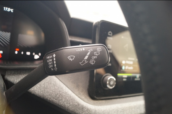 Škoda Kamiq 1.0 TSI 115pk Limited Plus Edition -LED-TREKHAAK-ECC-