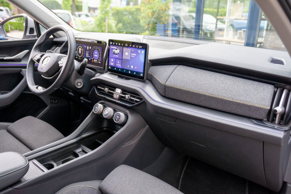 Škoda Kodiaq 1.5 TSI DSG First Edition|Prijs rijklaar incl 12 mnd garantie|Memory stoelen+Verwarming Camera Blindspot