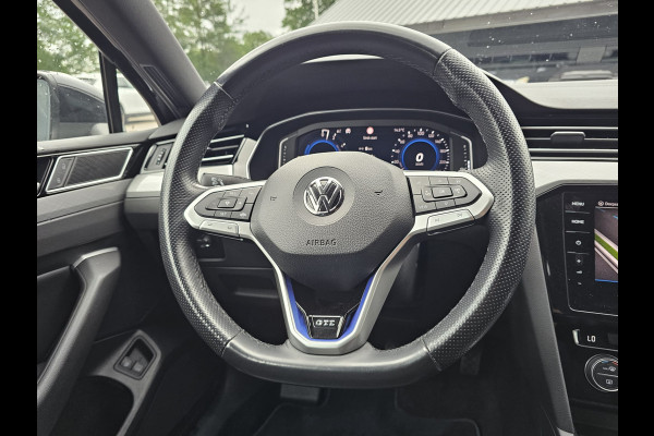 Volkswagen Passat Variant 1.4 TSI PHEV GTE Business | Pano | Virtual | Trekhaak | Leder | Stoelverwarming | Elek. achterklep | 360 camera | Vol |