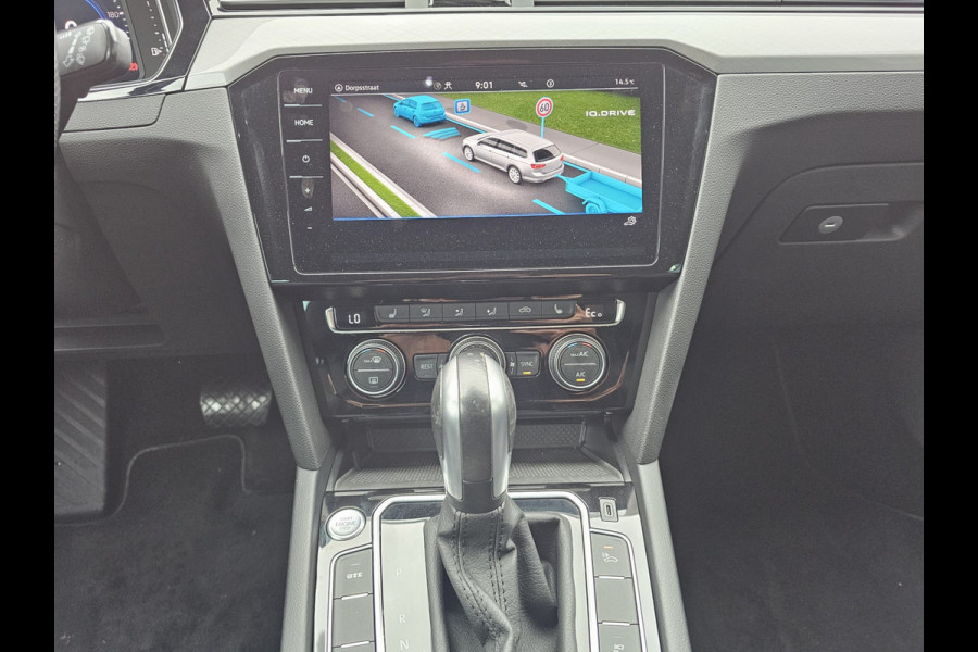 Volkswagen Passat Variant 1.4 TSI PHEV GTE Business | Pano | Virtual | Trekhaak | Leder | Stoelverwarming | Elek. achterklep | 360 camera | Vol |