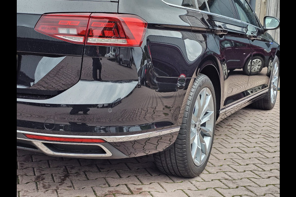 Volkswagen Passat Variant 1.4 TSI PHEV GTE Business | Pano | Virtual | Trekhaak | Leder | Stoelverwarming | Elek. achterklep | 360 camera | Vol |