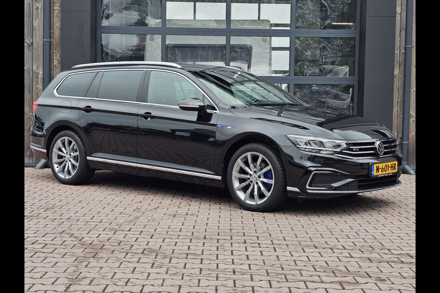 Volkswagen Passat Variant 1.4 TSI PHEV GTE Business | Pano | Virtual | Trekhaak | Leder | Stoelverwarming | Elek. achterklep | 360 camera | Vol |
