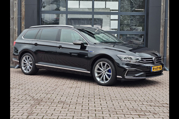 Volkswagen Passat Variant 1.4 TSI PHEV GTE Business | Pano | Virtual | Trekhaak | Leder | Stoelverwarming | Elek. achterklep | 360 camera | Vol |