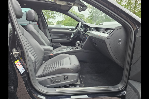 Volkswagen Passat Variant 1.4 TSI PHEV GTE Business | Pano | Virtual | Trekhaak | Leder | Stoelverwarming | Elek. achterklep | 360 camera | Vol |