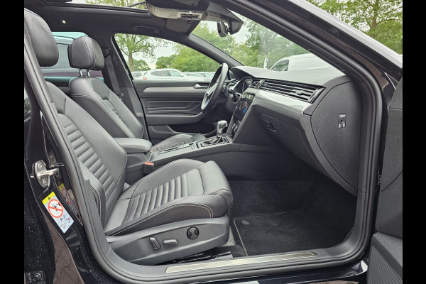 Volkswagen Passat Variant 1.4 TSI PHEV GTE Business | Pano | Virtual | Trekhaak | Leder | Stoelverwarming | Elek. achterklep | 360 camera | Vol |