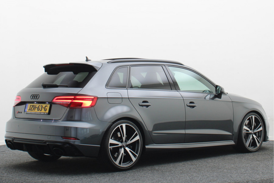 Audi A3 Sportback 2.5 TFSI RS 3 quattro Virtual Cockpit, Panoramadak, B&O, ACC, Camera, Apple Carplay, DAB, 19''