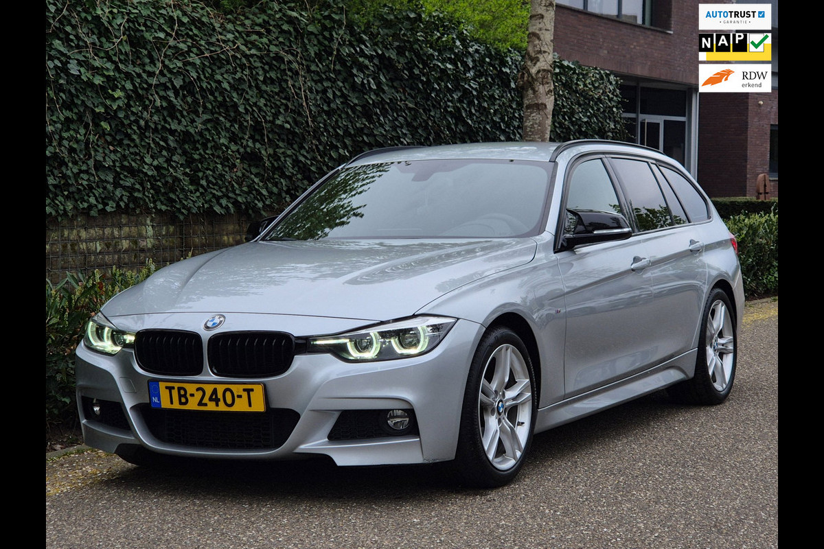 BMW 3 Serie Touring M Sport Apple CarPlay dig.dash Navi GR NAP NL Edition M Sport Shadow Executive