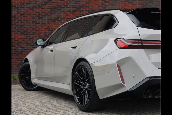 BMW M5 Touring | M Drivers Pack - Ultimate Pack - Pano