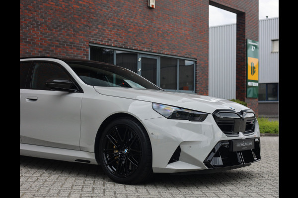 BMW M5 Touring | M Drivers Pack - Ultimate Pack - Pano