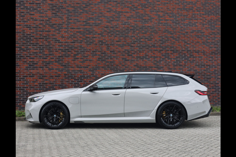 BMW M5 Touring | M Drivers Pack - Ultimate Pack - Pano