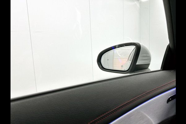 Mercedes-Benz CLA-Klasse Shooting Brake 200 Business Solution AMG (SFEERVERLICHTING, CAMERA, STOELVERWARMING, GOED ONDERHOUDEN)