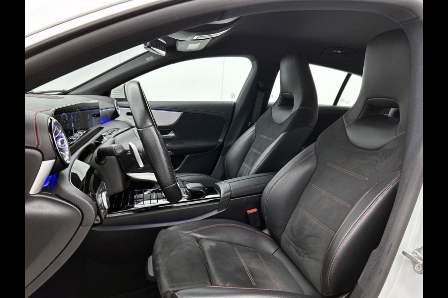 Mercedes-Benz CLA-Klasse Shooting Brake 200 Business Solution AMG (SFEERVERLICHTING, CAMERA, STOELVERWARMING, GOED ONDERHOUDEN)