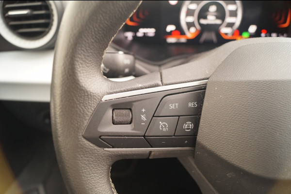 Seat Arona 1.0 TSI 110pk DSG Style -NAVI-ECC-LED-PDC-