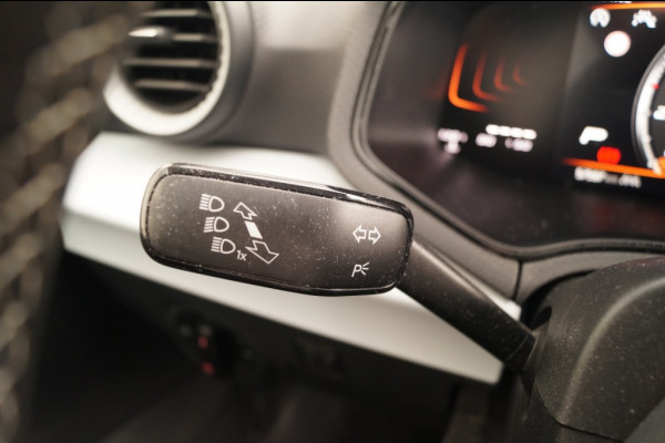 Seat Arona 1.0 TSI 110pk DSG Style -NAVI-ECC-LED-PDC-