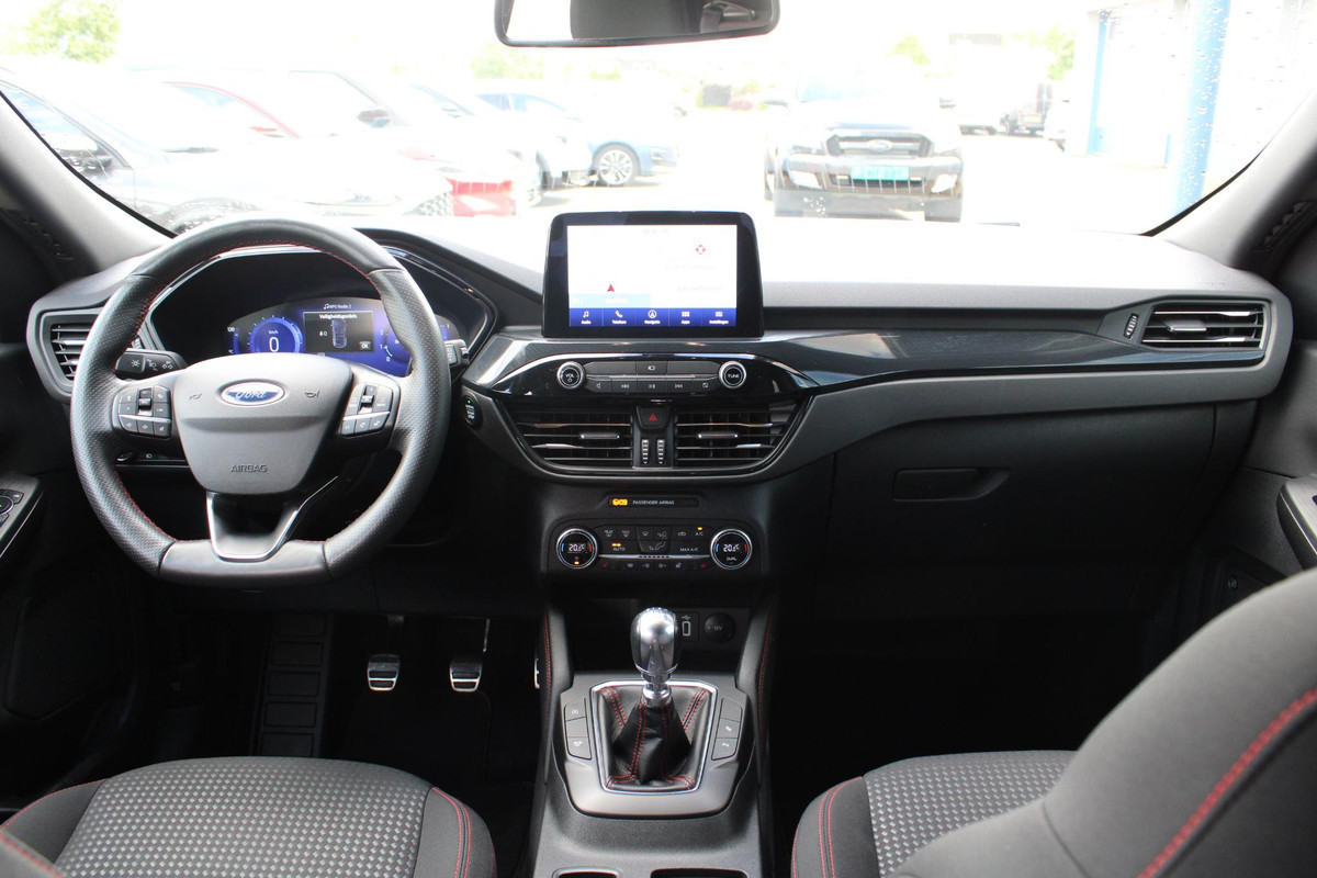 Ford Kuga 1.5 EcoBoost ST-Line X | Trekhaak | Stoel + Stuurverwarming | Adaptive Cruise Control | Camera | Navigatie | Climate Control |