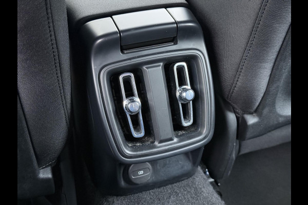 Polestar 2 Long Range Single Motor 78 kWh VAN: 28.900,- VOOR: 26.877,- UW WKVOORDEEL: 2.023,- | SOH 95% | ELEK. STOEL MET MEMORY| DODE HOEK SENSOR| STOELVERWARMING| ELEK. ACHTERKLEP| 360 CAMERA| ADAPTIVE CRUISE CONTROL