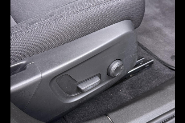 Polestar 2 Long Range Single Motor 78 kWh VAN: 28.900,- VOOR: 26.877,- UW WKVOORDEEL: 2.023,- | SOH 95% | ELEK. STOEL MET MEMORY| DODE HOEK SENSOR| STOELVERWARMING| ELEK. ACHTERKLEP| 360 CAMERA| ADAPTIVE CRUISE CONTROL