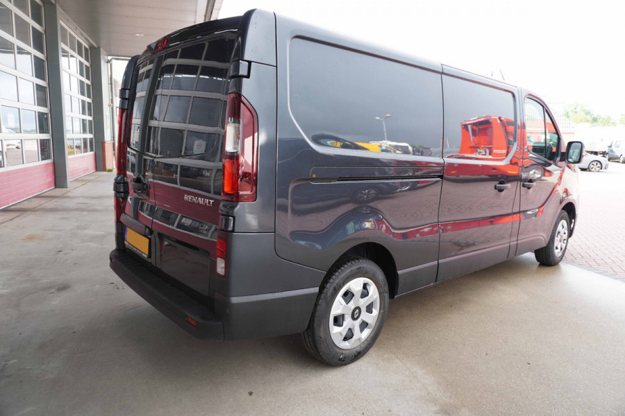 Renault Trafic 2.0 Blue dCi 130PK T30 L2H1 Advance DEMO! nr.V057 | Climate | Cruise | Apple CP-Android auto | Betimmering