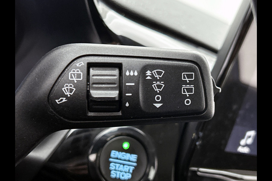 Ford Fiesta 1.0 EcoBoost Titanium Automaat (NAVIGATIE, STUURBEDIENING, CARPLAY, 1e EIGENAAR, GOED ONDERHOUDEN)