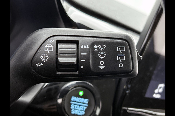 Ford Fiesta 1.0 EcoBoost Titanium Automaat (NAVIGATIE, STUURBEDIENING, CARPLAY, 1e EIGENAAR, GOED ONDERHOUDEN)