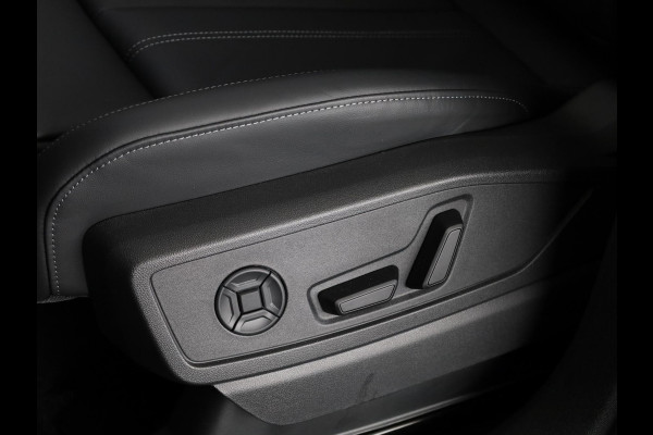 Audi Q5 S edition e-hybrid 299 pk | MMI experience plus met B&O | Panorama-glasdak | Techniekpakket plus | Trekhaak, elektr. wegklapbaar |