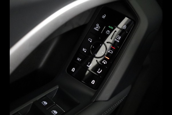 Audi Q5 S edition e-hybrid 299 pk | MMI experience plus met B&O | Panorama-glasdak | Techniekpakket plus | Trekhaak, elektr. wegklapbaar |