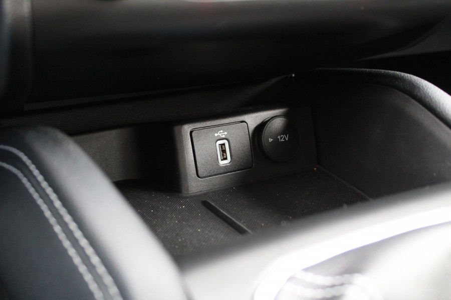 Ford Focus 1.0 EcoBoost 125PK Titanium | 1e Eig. | B&O | Trekhaak | Winterpack | Cruise Control