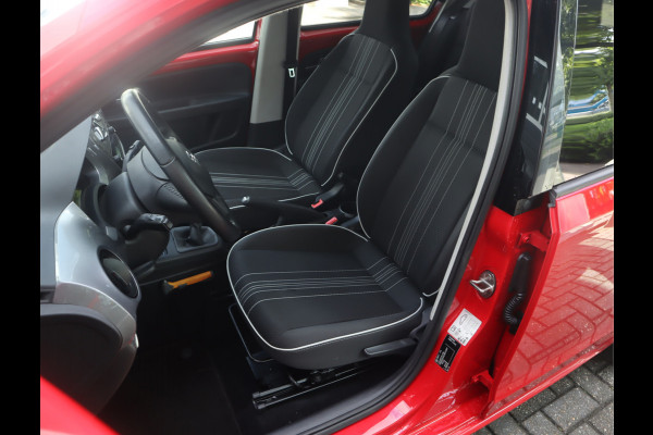 Seat Mii 1.0 Sport Intense Airco / Elekramen / 15'' Lmvelgen / Cruise