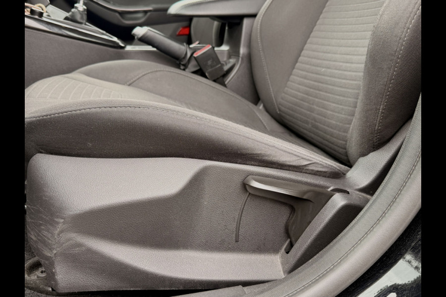 Ford FOCUS Wagon 1.0 Titanium Navi | Clima | Cruise Control | PDC