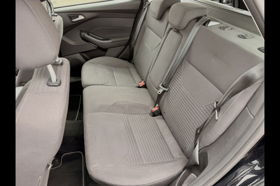 Ford FOCUS Wagon 1.0 Titanium Navi | Clima | Cruise Control | PDC