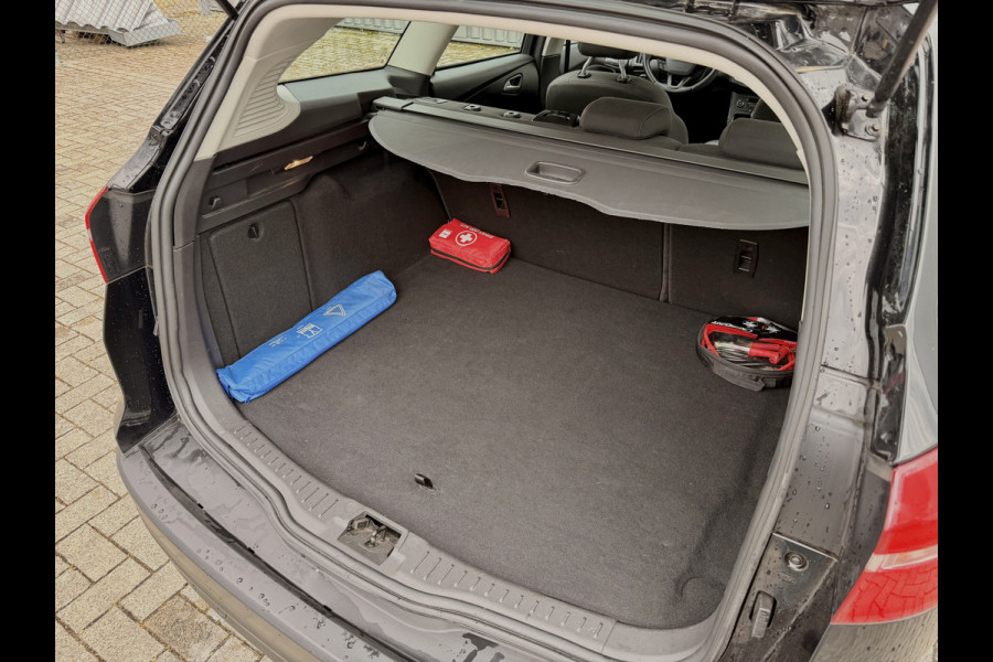 Ford FOCUS Wagon 1.0 Titanium Navi | Clima | Cruise Control | PDC