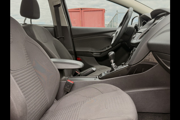 Ford FOCUS Wagon 1.0 Titanium Navi | Clima | Cruise Control | PDC