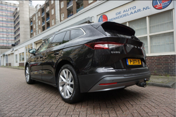 Škoda ENYAQ iV 60 | NL Auto | 1ste eigenaar | Trekhaak | Adaptive+Lane | Sfeer | 20inch | Leer/ stof | Luxe zeer nette auto