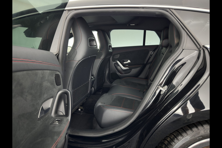Mercedes-Benz CLA-Klasse Shooting Brake 200 Business Solution AMG (INCL-BTW) Aut. *PANO | LEATHER-MICROFIBRE | MULTIBEAM | MEMORY-PACK | AMBIENTLIGHT | HEATED-SPORTSEATS | WIDESCREEN-DIGICOCKPIT | DAB+ | NAVI-FULLMAP | CAMERA | PRIVACYGLASS | 18''ALU*