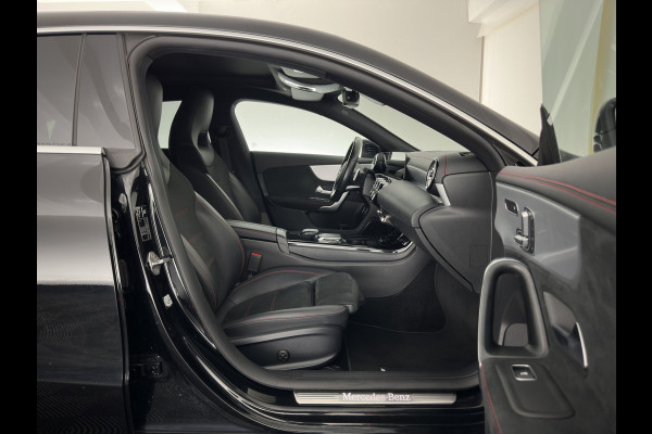Mercedes-Benz CLA-Klasse Shooting Brake 200 Business Solution AMG (INCL-BTW) Aut. *PANO | LEATHER-MICROFIBRE | MULTIBEAM | MEMORY-PACK | AMBIENTLIGHT | HEATED-SPORTSEATS | WIDESCREEN-DIGICOCKPIT | DAB+ | NAVI-FULLMAP | CAMERA | PRIVACYGLASS | 18''ALU*