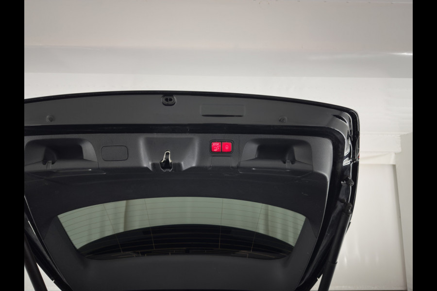 Mercedes-Benz CLA-Klasse Shooting Brake 200 Business Solution AMG (INCL-BTW) Aut. *PANO | LEATHER-MICROFIBRE | MULTIBEAM | MEMORY-PACK | AMBIENTLIGHT | HEATED-SPORTSEATS | WIDESCREEN-DIGICOCKPIT | DAB+ | NAVI-FULLMAP | CAMERA | PRIVACYGLASS | 18''ALU*