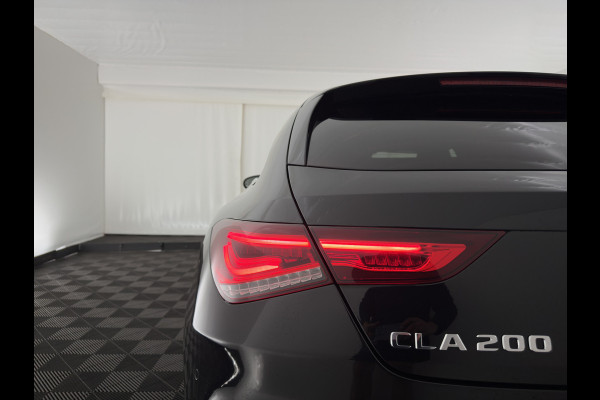 Mercedes-Benz CLA-Klasse Shooting Brake 200 Business Solution AMG (INCL-BTW) Aut. *PANO | LEATHER-MICROFIBRE | MULTIBEAM | MEMORY-PACK | AMBIENTLIGHT | HEATED-SPORTSEATS | WIDESCREEN-DIGICOCKPIT | DAB+ | NAVI-FULLMAP | CAMERA | PRIVACYGLASS | 18''ALU*