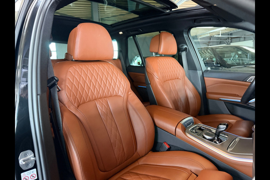 BMW X5 X-Drive 45e High-Exe M-50 Jaar Edition Panoramadak Luchtvering 22"Lm Org-Ned Dealer Auto