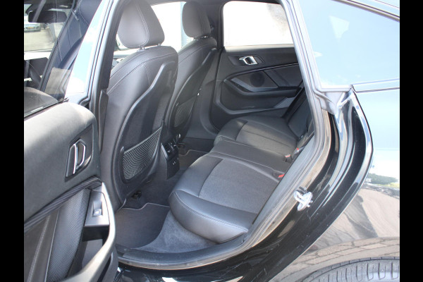 BMW 2 Serie Gran Coupé 218i Executive Edition | AUTOMAAT | APPLE CARPLAY |