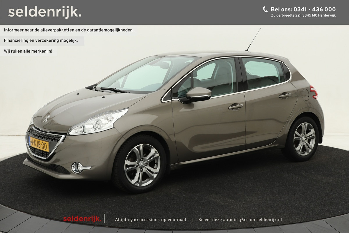 Peugeot 208 1.6 VTi Allure Aut. 5-deurs | Navigatie | Climate control | Cruise control | Trekhaak | PDC