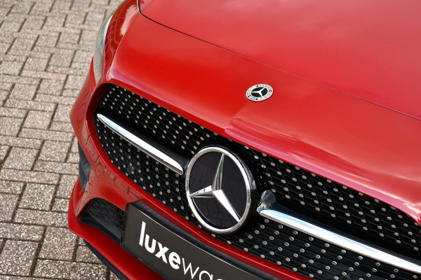 Mercedes-Benz A-Klasse 250 e AMG-Line Pano 19inch Night Patagonia-red!