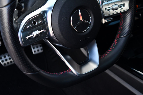 Mercedes-Benz A-Klasse 250 e AMG-Line Pano 19inch Night Patagonia-red!